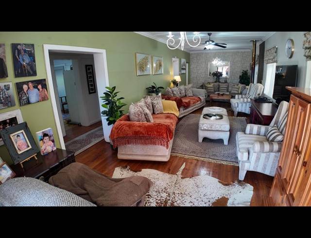 4 BEDROOM HOUSE FOR SALE IN GEORGE SOUTH